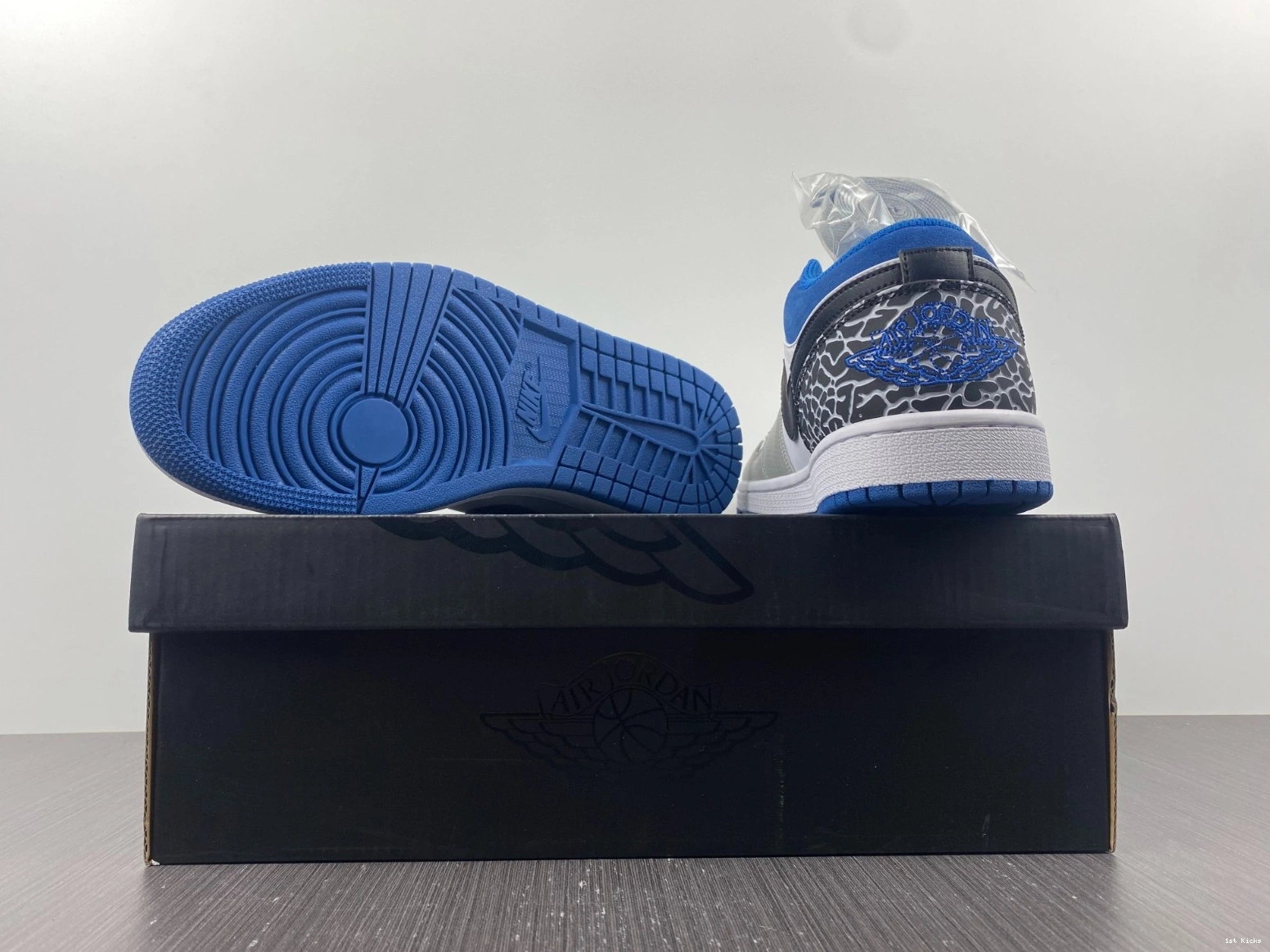 Blue DM1199-140 Low Air True 1 Jordan 0410